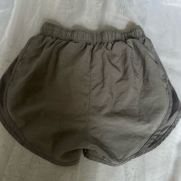 Nike Tempo shorts - Picture 4 of 4